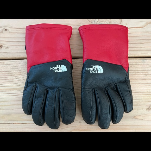 Supreme North Face Gloves - Picture 2 of 6